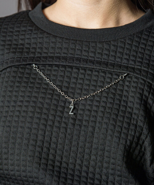 ZIDDY（ジディ）の「膨れジャガードﾄドロストトップス(130~160cm)（スウェット・キッズ・ホワイト/ブラック・140cm/FREE/150cm/130cm）」の6枚目の写真