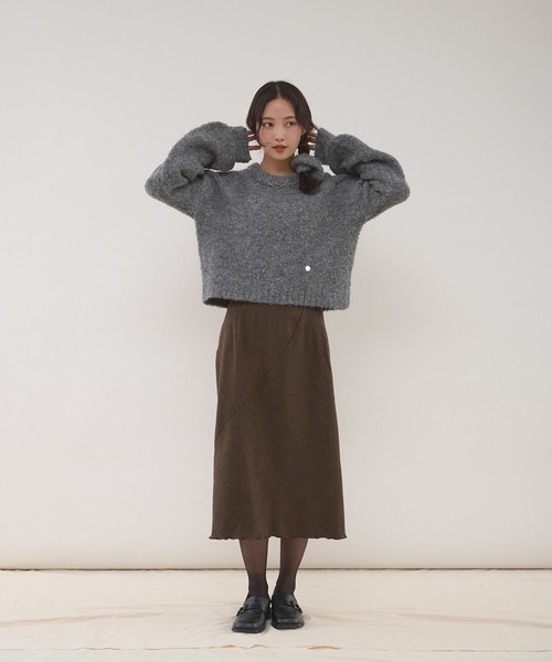 MUHET(ミュエータ)の「loop yarn short knit & scrunchie set / ループヤーンショート丈ニット&シュシュセット(ニット/セーター・レディース・チャコールグレー/ライトブルー/ブラウン・FREE)」の12枚目の写真