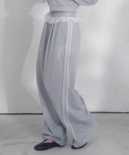 Vivacious(ビバシャス)の「Romance Track Pants_4Colors(スウェットパンツ・レディース・グレー/ブラウン/ブラック/クリーム・SMALL/MEDIUM/LARGE)」の9枚目の写真