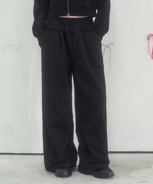 Vivacious(ビバシャス)の「Romance Track Pants_4Colors(スウェットパンツ・レディース・グレー/ブラウン/ブラック/クリーム・SMALL/MEDIUM/LARGE)」の7枚目の写真