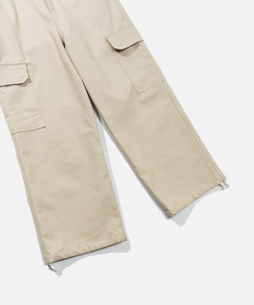 VASTIC(バスティック)の「ワイドカーゴデニムパンツ_ベージュ(デニムパンツ・メンズ・その他・MEDIUM/LARGE/X-LARGE)」の6枚目の写真