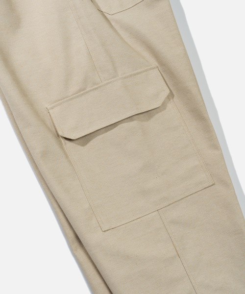 VASTIC(バスティック)の「ワイドカーゴデニムパンツ_ベージュ(デニムパンツ・メンズ・その他・MEDIUM/LARGE/X-LARGE)」の8枚目の写真