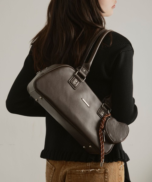 ELLEgirl（エルガール）の「チャーム付きボストンバッグ（ボストンバッグ・レディース・ブラウン/ブラック・FREE）」の15枚目の写真