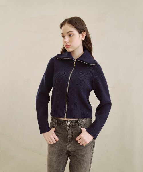 BLOND9(ブロンドナイン)の「ボリュームレグランニット集業_ネイビー(ニット/セーター・レディース・その他・MEDIUM/SMALL)」の5枚目の写真