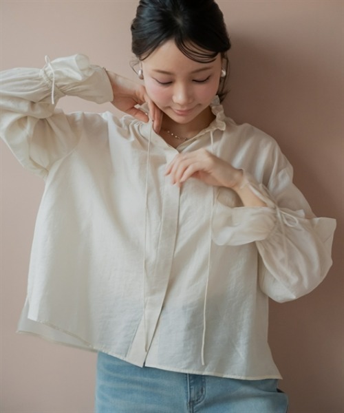 Petitjo(プッチージョ)の「小さいサイズ シアーフリルリボンブラウス 低身長さん・小柄女性(シャツ/ブラウス・レディース・ブラウン/アイボリー・PSS/PS/PM/PL)」の2枚目の写真