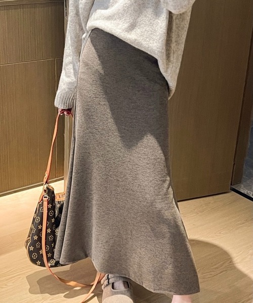 SHOUYO(ショウヨウ)の「美ラインフレアニットスカート/上品シルエット/大人フェミニン(スカート・レディース・ブラック/オフホワイト/ブラウン・M)」の7枚目の写真