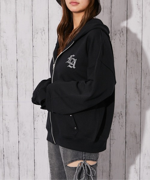 GORGE（ゴージ）の「《背中クロス×ロゴ×胸ワンポイントロゴ》裏毛ジップパーカー　秋冬（パーカー・レディース・スミクロ/ブラック/オートミール・F）」の9枚目の写真