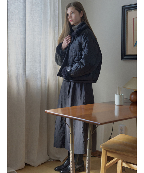 AVANT-G（アバン）の「Wave Quilting Short Padding -BLACK（ダウンジャケット/コート・レディース・カーキ/ブラック・FREE）」の4枚目の写真
