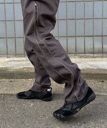 CLACO（クラコ）の「コットンサイドラインジッパーパンツ（チャコール）（スウェットパンツ）」