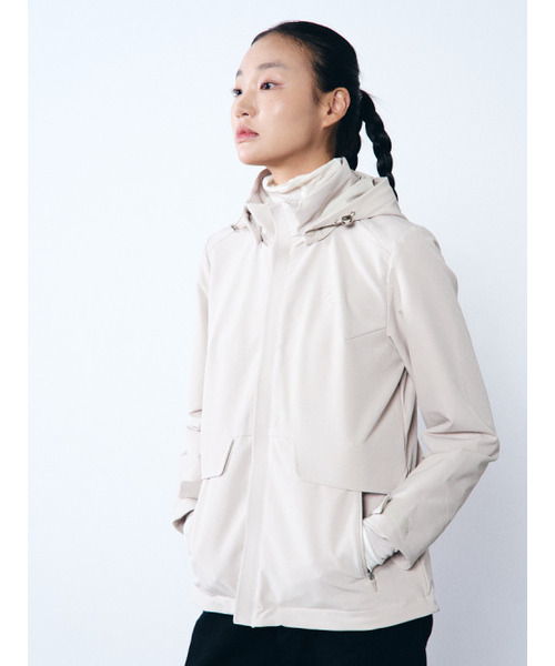 HUMTTO（ハムト）の「女性ソフトシェルジャケットベイル（ナイロンジャケット・レディース・アイボリー・M-L/S-M/L-XL）」の2枚目の写真