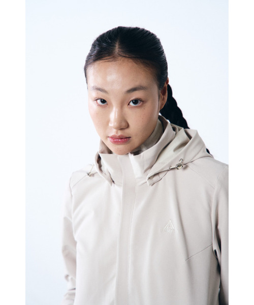 HUMTTO（ハムト）の「女性ソフトシェルジャケットベイル（ナイロンジャケット・レディース・アイボリー・M-L/S-M/L-XL）」の5枚目の写真