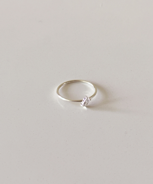 CODE.H（コード エイチ）の「(Silver 925) Slash Cubic Ring（リング・レディース・その他・11号/9号/13号/17号/15号）」の3枚目の写真