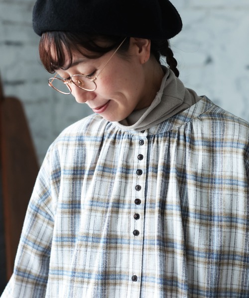 soulberry(ソウルベリー)の「「チェックらぼ」の、ほっこり爽やかなチェックのブラウス(シャツ/ブラウス・レディース・キナリ・5L/4L/3L/LL/L/M)」の21枚目の写真