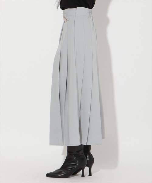 AND COUTURE(アンドクチュール)の「アシメプリーツスカート(スカート・レディース・サックスブルー/キャメル/チャコールグレー・MEDIUM/SMALL)」の13枚目の写真