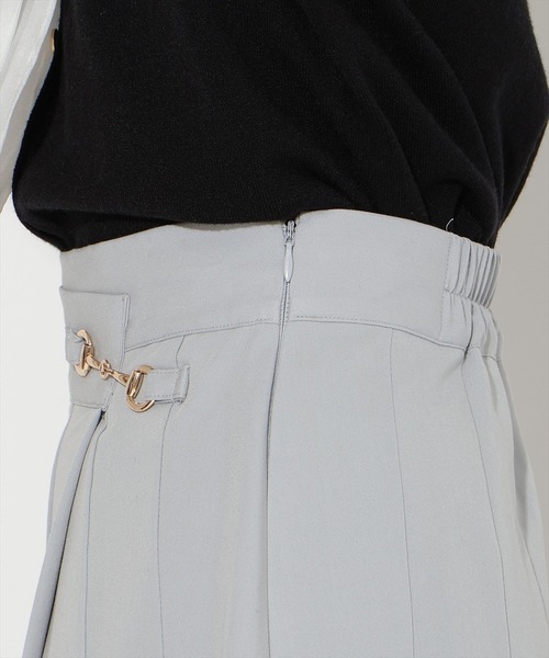 AND COUTURE(アンドクチュール)の「アシメプリーツスカート(スカート・レディース・サックスブルー/キャメル/チャコールグレー・MEDIUM/SMALL)」の15枚目の写真
