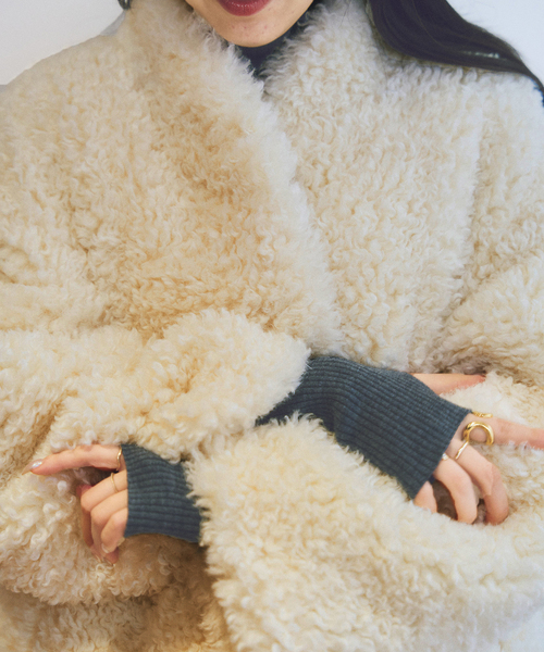 plage（プラージュ）の「minou furly コート（その他アウター・レディース・ホワイト・FREE）」の4枚目の写真