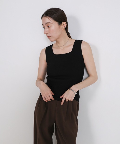select MOCA(セレクトモカ)の「2WAYスクエアノースリーブリブニット(ニット/セーター・レディース・オフホワイト/スミクロ/ブラック・FREE)」の15枚目の写真
