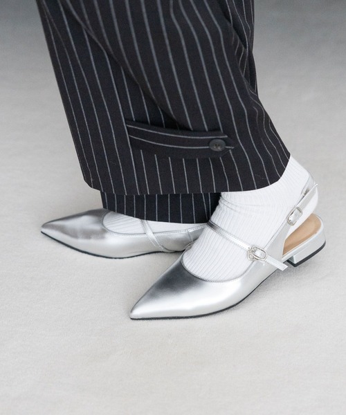 RAGEBLUE（レイジブルー）の「ポインテッドトゥシューズ（パンプス・レディース・シルバー/ブラック/レッド・23.5㎝/24.5㎝）」の7枚目の写真