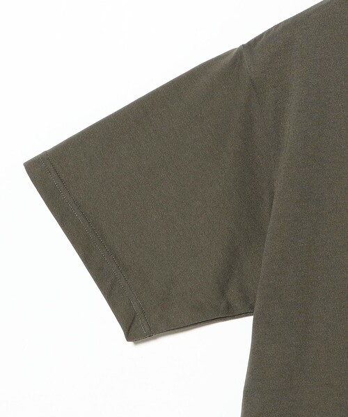 THE NORTH FACE(ザノースフェイス)の「THE NORTH FACE / S/S Back Square Traverse Logo Tee(Tシャツ/カットソー・メンズ・オリーブ/ブラック/ホワイト・MEDIUM/SMALL/X-LARGE/LARGE)」の5枚目の写真