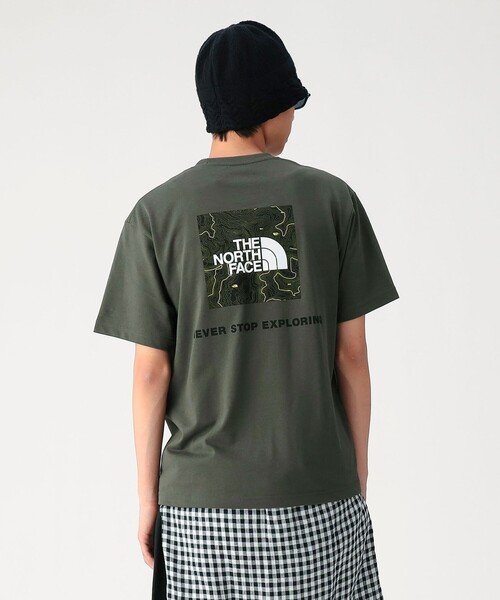 THE NORTH FACE(ザノースフェイス)の「THE NORTH FACE / S/S Back Square Traverse Logo Tee(Tシャツ/カットソー・メンズ・オリーブ/ブラック/ホワイト・MEDIUM/SMALL/X-LARGE/LARGE)」の22枚目の写真
