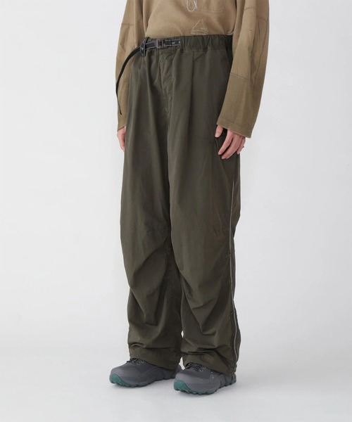 and wander（アンドワンダー）の「【and wander】ROA garment dye nylon pants（その他パンツ・メンズ・ブラック/ダークグレー・M/L）」の10枚目の写真