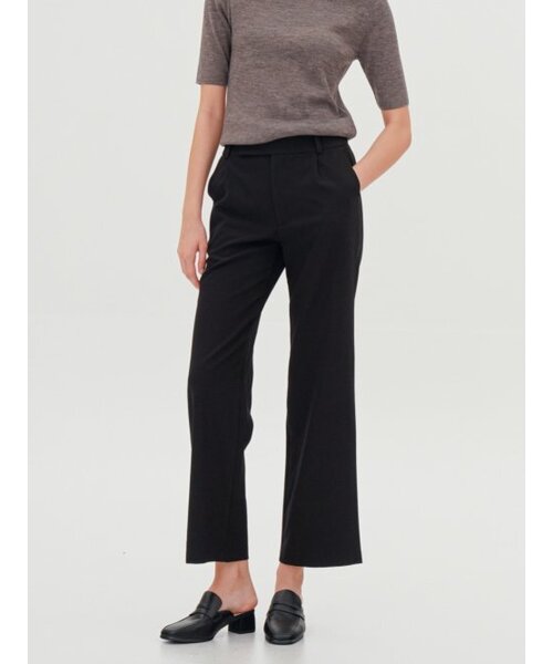 ACUD(アクド)の「Semi Wide Slacks _Black(スラックス・レディース・ブラック・S/M/L)」の2枚目の写真