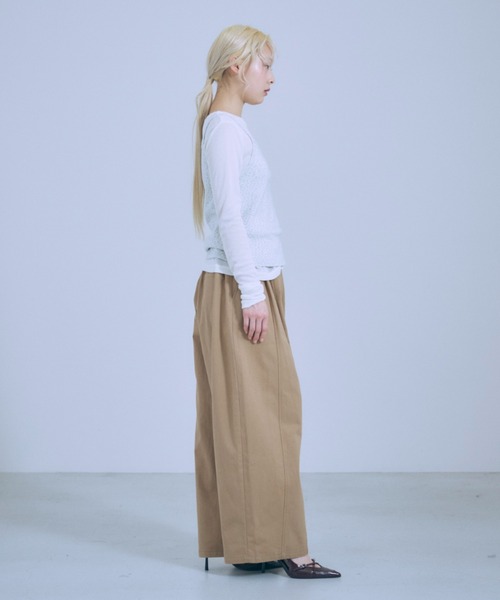 EN NEUME（エンノイム）の「Sheer Boat-Neck Pullover（Tシャツ/カットソー・レディース・ライトグレー/ブラック/オフホワイト・FREE）」の10枚目の写真