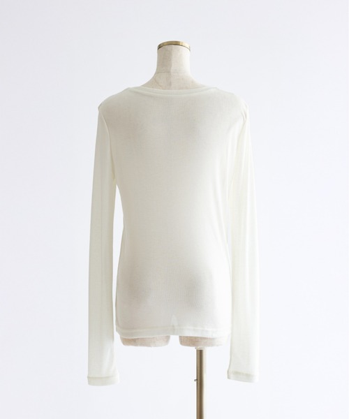 EN NEUME（エンノイム）の「Sheer Boat-Neck Pullover（Tシャツ/カットソー・レディース・ライトグレー/ブラック/オフホワイト・FREE）」の15枚目の写真