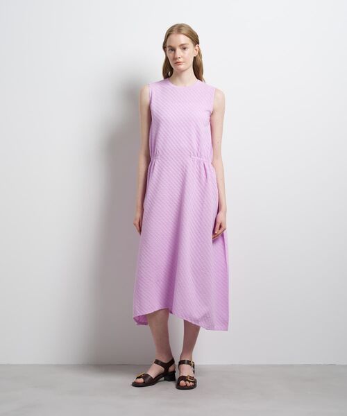LANVIN en Bleu(ランバンオンブルー)の「ジャガードニットフレアワンピース(ワンピース・レディース・ブラック/ピンク/ブルー・38)」の9枚目の写真