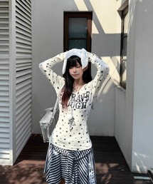 Ritzy | Y2K星柄&ロゴデザインVネックロングスリーブTシャツ(Tシャツ/カットソー)