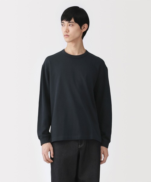 MUJI Labo（ムジラボ）の「〔MUJI Labo〕紳士　昔ながらの製法で編み立てたミニ裏毛クルーネック長袖Ｔシャツ（Tシャツ/カットソー・メンズ・チャコールグレー/ダークネイビー/ライトグレー・L/M/S/XL）」の3枚目の写真