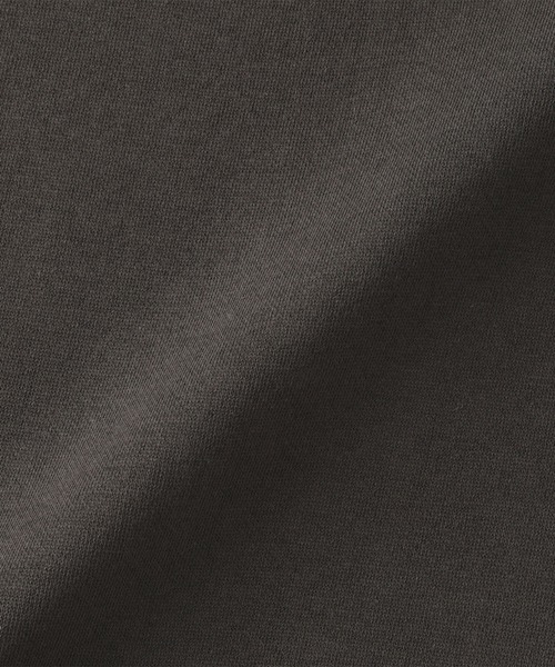 MUJI Labo（ムジラボ）の「〔MUJI Labo〕紳士　昔ながらの製法で編み立てたミニ裏毛クルーネック長袖Ｔシャツ（Tシャツ/カットソー・メンズ・チャコールグレー/ダークネイビー/ライトグレー・L/M/S/XL）」の6枚目の写真