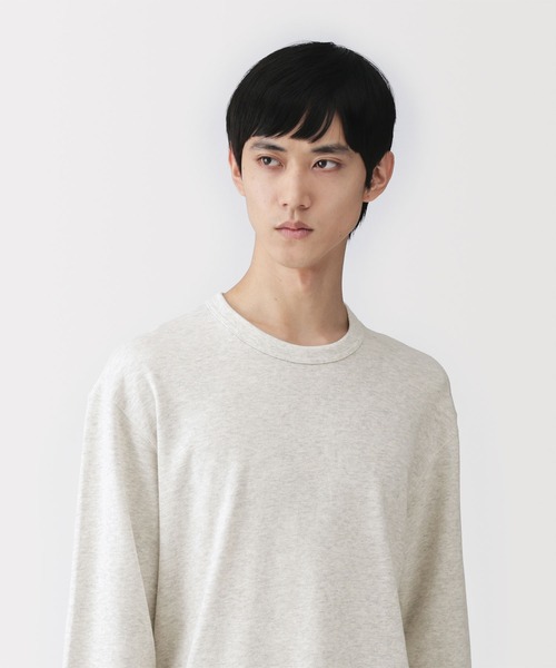 MUJI Labo（ムジラボ）の「〔MUJI Labo〕紳士　昔ながらの製法で編み立てたミニ裏毛クルーネック長袖Ｔシャツ（Tシャツ/カットソー・メンズ・チャコールグレー/ダークネイビー/ライトグレー・L/M/S/XL）」の10枚目の写真