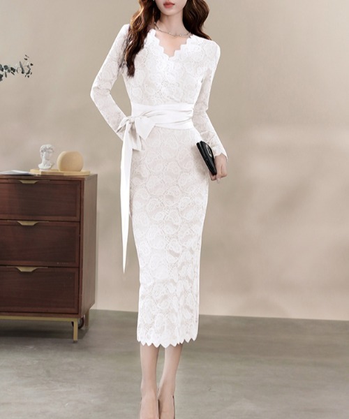 FREE STYLISTS(フリー スタイリスト)の「YUGA_YGMC All-lace V-neck dress(ドレス・レディース・パープル/オフホワイト・S/M/L/XL)」の2枚目の写真