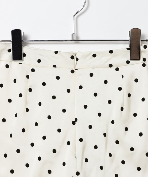 3.3 Field Trip （3.3フィールドトリップ）の「3.3 Field Trip／ドットフリルヘムショートパンツ(裏地・インパン付)（その他パンツ・レディース・ホワイト/ブラック・MEDIUM/SMALL）」の22枚目の写真