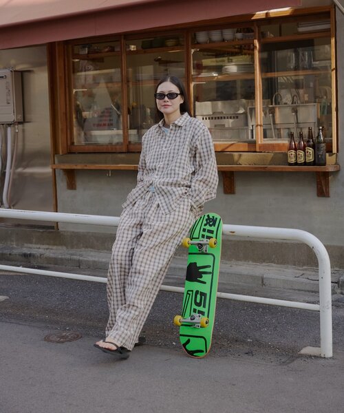 WHIMSIC(ウィムジック)の「【WHIMSIC/SETUP対応】スリーピングシャツ(シャツ/ブラウス・メンズ・ブルー/ベージュ系その他/ベージュ・FREE)」の4枚目の写真