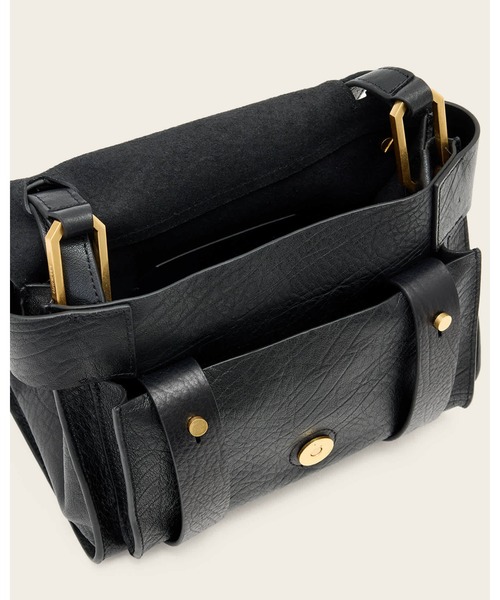 ALLSAINTS（オールセインツ）の「URSA MINI LEATHER CROSSBODY BAG | URSA ミニ レザー クロスボディ バッグ（ショルダーバッグ・レディース・ブラック・ONE SIZE）」の3枚目の写真