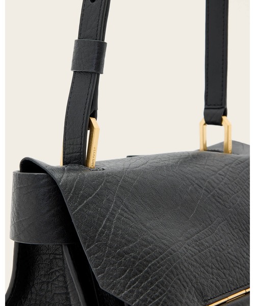 ALLSAINTS（オールセインツ）の「URSA MINI LEATHER CROSSBODY BAG | URSA ミニ レザー クロスボディ バッグ（ショルダーバッグ・レディース・ブラック・ONE SIZE）」の7枚目の写真