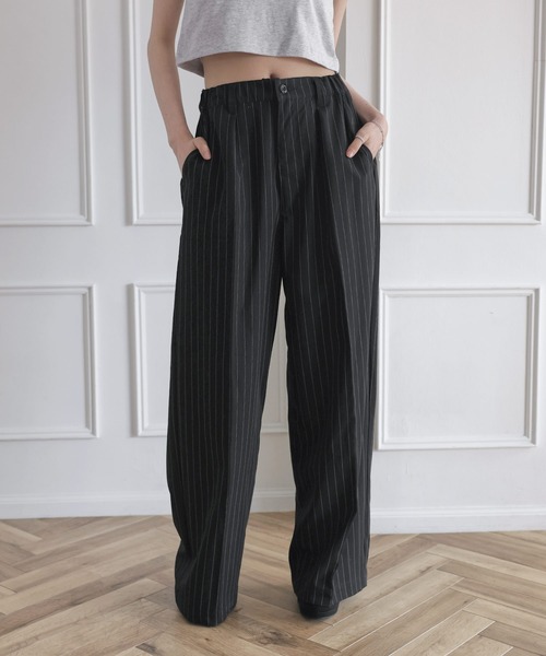 MSGirl(エムエスジーガール)の「Buyer's Select/ ストライプタックワイドパンツ(その他パンツ・レディース・ブラック/チャコール・M)」の6枚目の写真