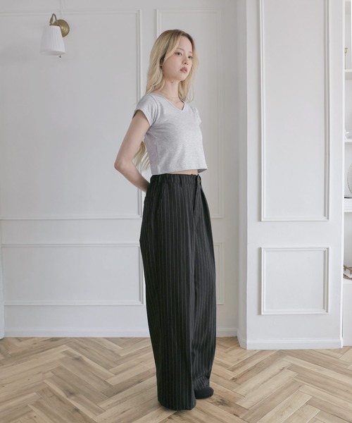 MSGirl(エムエスジーガール)の「Buyer's Select/ ストライプタックワイドパンツ(その他パンツ・レディース・ブラック/チャコール・M)」の9枚目の写真