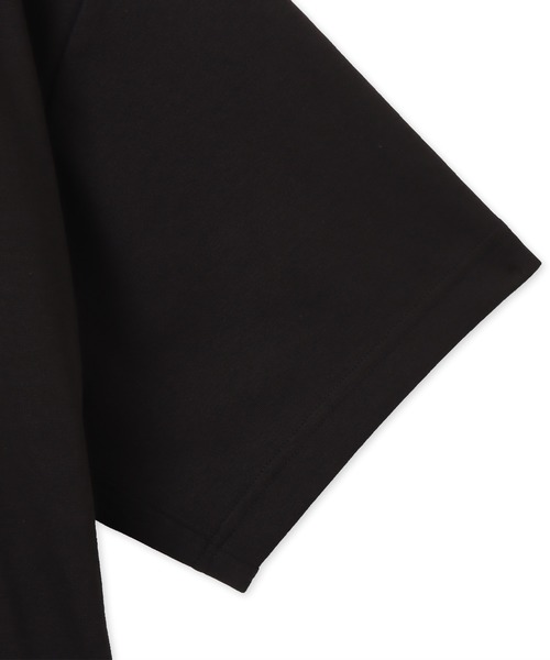 PUMA(プーマ)の「PUMA OVERSIZED SS TEE / プーマ ユニセックス オーバーサイズド ショートスリーブ T-シャツ(Tシャツ/カットソー・メンズ・ブラック/グリーン/ベージュ/ブラウン・XL/L/M/S)」の17枚目の写真