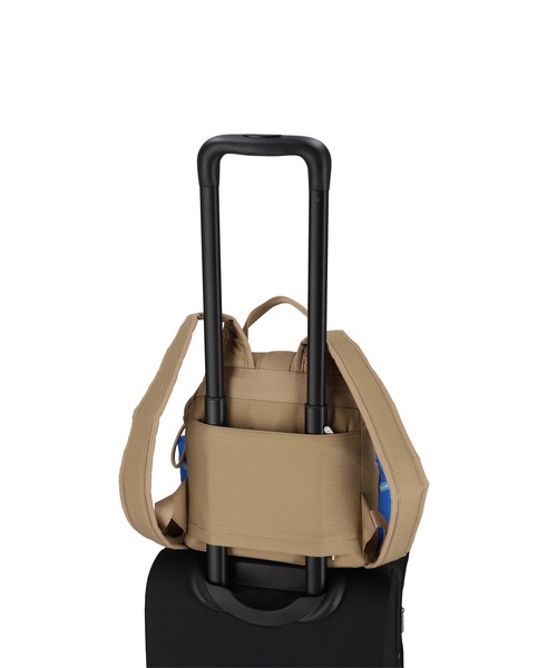 MSGM（エムエスジーエム）の「【MSGM×LeSportsac】Voyager Backpack（バックパック/リュック・レディース・カーキ・ONE SIZE）」の4枚目の写真