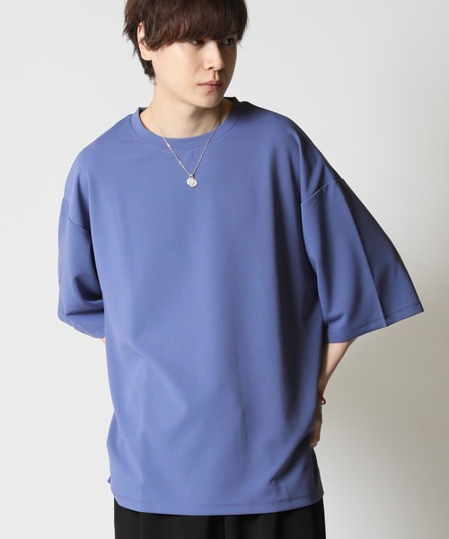 ARCADE（アーケード）の「身にまとうUVケア！梨地素材 クルーネックオーバーサイズ半袖カットソー（Tシャツ/カットソー・メンズ・ブラック/アイボリー/チャコール/ダークグリーン/ブルーグレー/カーキ・L/M/LL）」の4枚目の写真