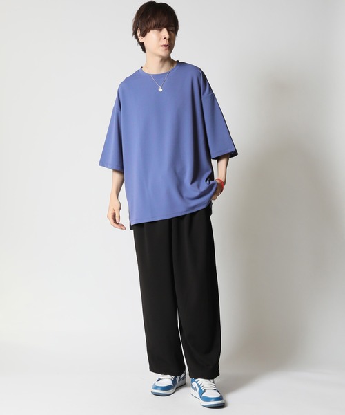 ARCADE（アーケード）の「身にまとうUVケア！梨地素材 クルーネックオーバーサイズ半袖カットソー（Tシャツ/カットソー・メンズ・ブラック/アイボリー/チャコール/ダークグリーン/ブルーグレー/カーキ・L/M/LL）」の17枚目の写真