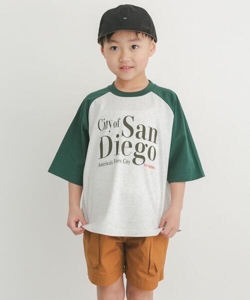 URBAN RESEARCH DOORS(アーバンリサーチドアーズ)の「ロゴプリントラグランTシャツ(KIDS)(Tシャツ/カットソー・キッズ・グリーン系その他/チャコールグレー・120/135)」の17枚目の写真