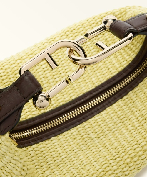 FURLA（フルラ）の「フルラ トニー (Furla Tonie) ミニホーボーバッグ（ショルダーバッグ・レディース・ライトイエロー/ライトブルー/ナチュラル/オリーブ/セージグリーン・ONE SIZE）」の8枚目の写真