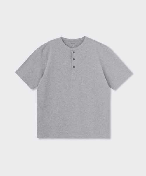 MUSINSA STANDARD（ムシンサスタンダード）の「ヘンリーネックTシャツ [ミディアムグレー]（Tシャツ/カットソー・メンズ・その他・SMALL/MEDIUM/LARGE/X-LARGE/2XL/3XL）」の9枚目の写真