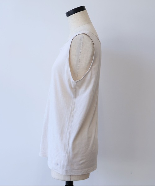 bulle de savon(ビュルデサボン)の「△コットン/モダール 40/1天竺 タンクトップ(Tシャツ/カットソー・レディース・ベージュ/グレー/ブラック・FREE)」の14枚目の写真
