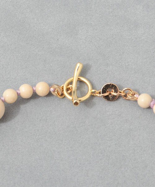 grace grace （グラスグラス）の「【grace grace/グラスグラス】カラーヤーンノット天然石ネックレス（ネックレス・レディース・オフホワイト・FREE）」の4枚目の写真