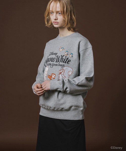 NON TOKYO(ノントーキョー)の「Disney 『Snow White』 NON TOKYO PRINT PULLOVER SWEAT(ANIMALS)(スウェット・レディース・ブラック/グレー/ホワイト・1/2)」の5枚目の写真
